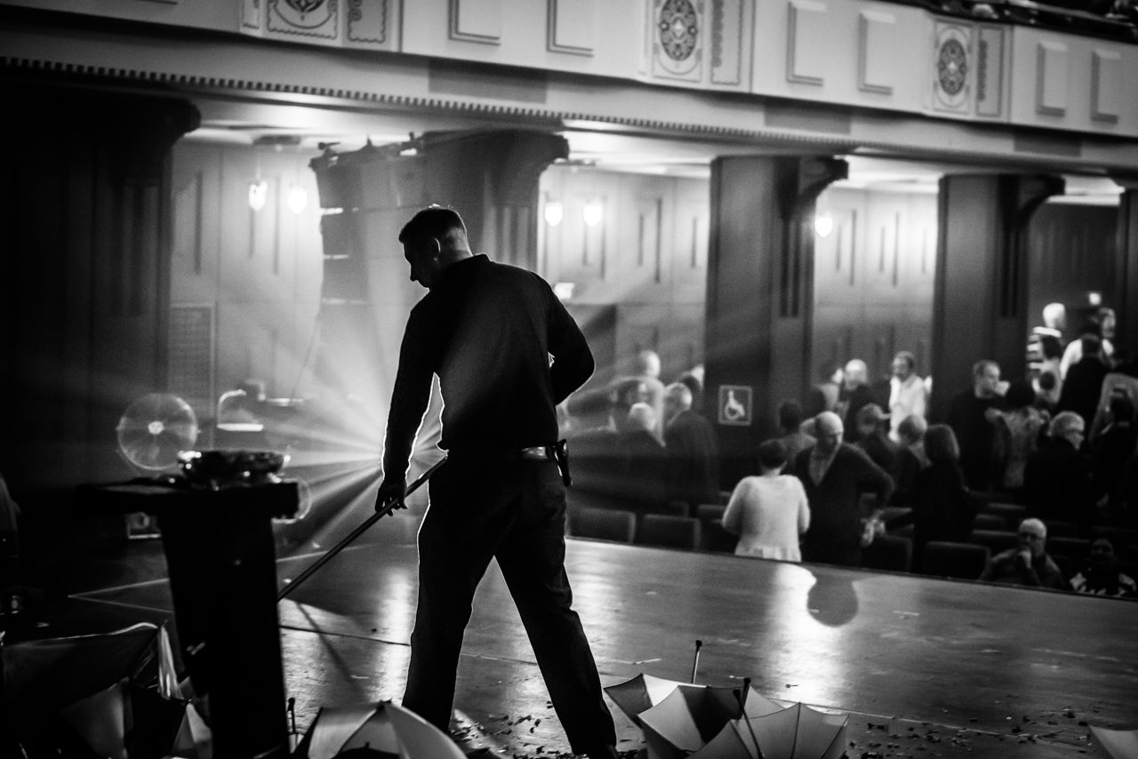 Blick hinter die Kulissen des OVAG-Neujahrsvarietés – Eventfotografie Bad Nauheim von Marc Wittenborn.